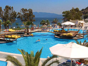 SALMAKIS BEACH RESORT & SPA 