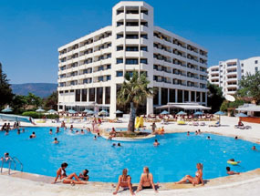 THE HOLIDAY RESORT