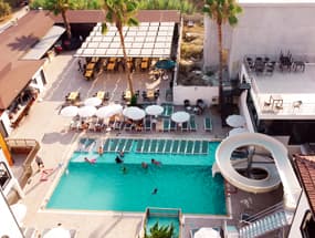 AKALIA SUITE